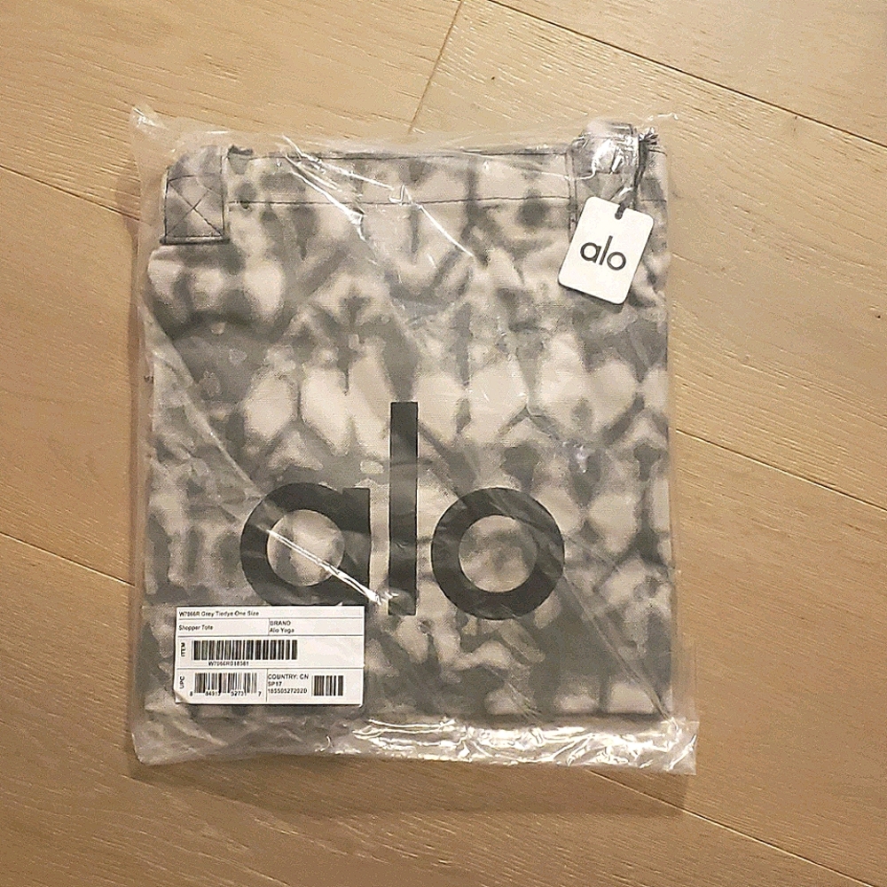 Alo Yoga Tote Bag BRAND NEW